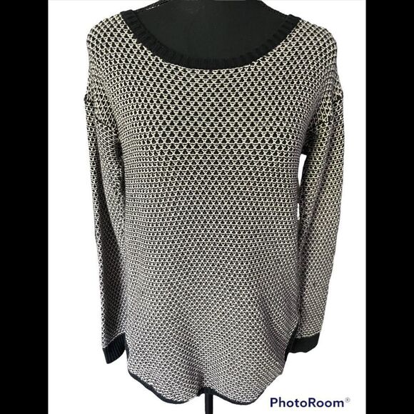 SPENDID crew neck rounded bottom hem cotton /rayon/silk blend knit sweater sz XS - Picture 1 of 5